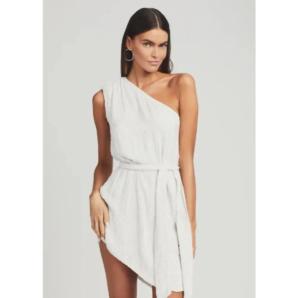 Retrofête Ella Sequin One Shoulder Dress White NWT Size M Sold Out Retail $525 - Picture 2 of 13